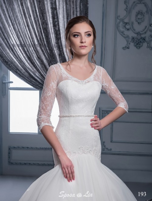 https://www.sposa-lia.com/images/stories/virtuemart/product/193       (2).jpg